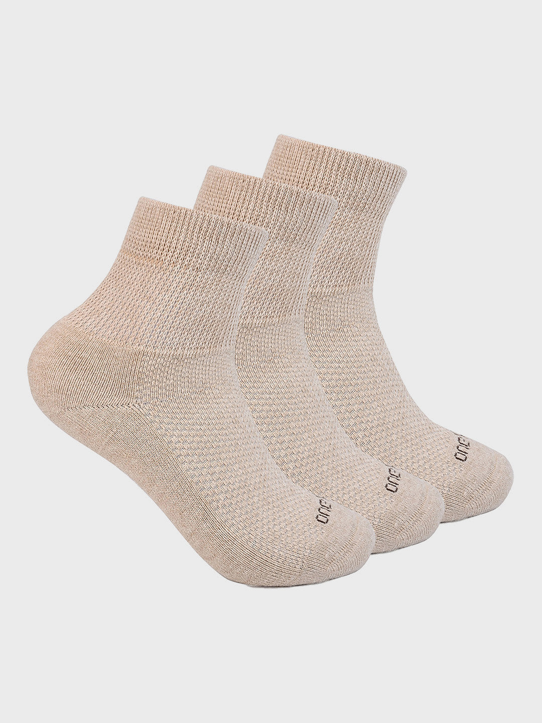 Breathable cooling mesh, gentle compression, impact cushioning, ultra-soft band, comfort heel, seamless toe, N9 coating, men's health ankle socks, One8 Select.