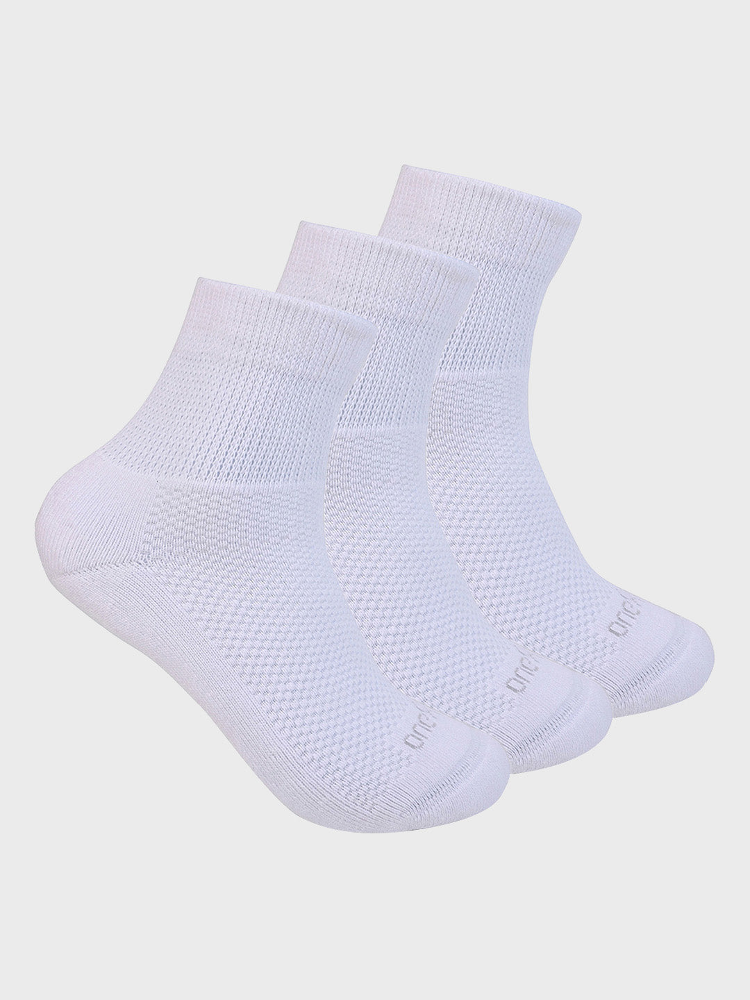 Breathable cooling mesh, gentle compression, impact cushioning, ultra-soft band, comfort heel, seamless toe, N9 coating, men's health ankle socks, One8 Select.