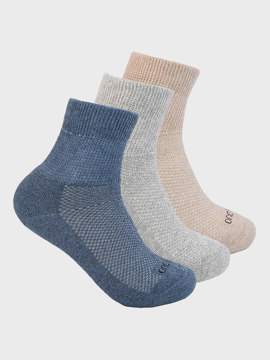 Men's health ankle socks with breathable mesh, gentle compression, and impact cushioning for foot comfort and support.