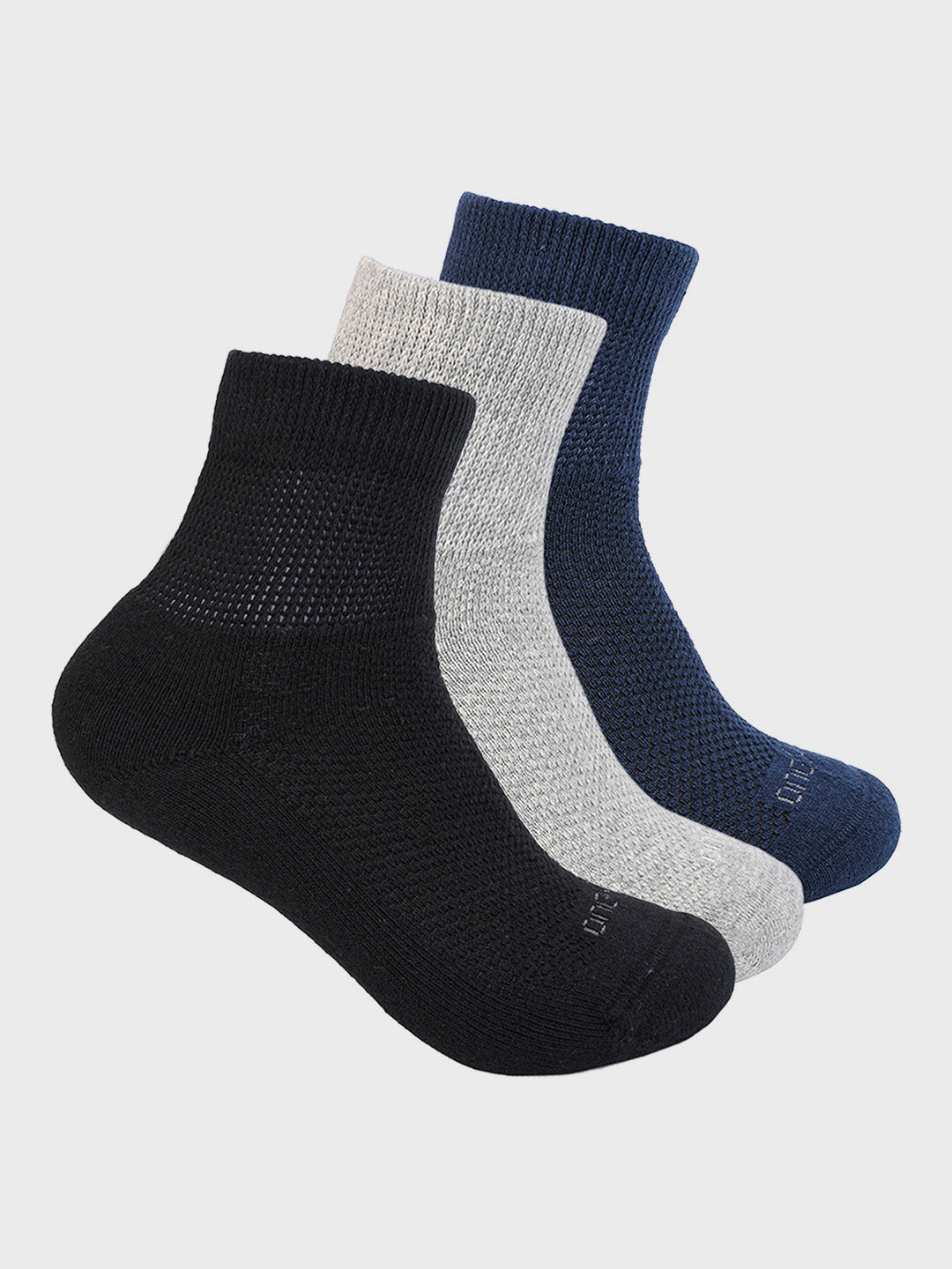 Men's health ankle socks with breathable mesh, gentle compression, and impact cushioning for foot comfort and support.