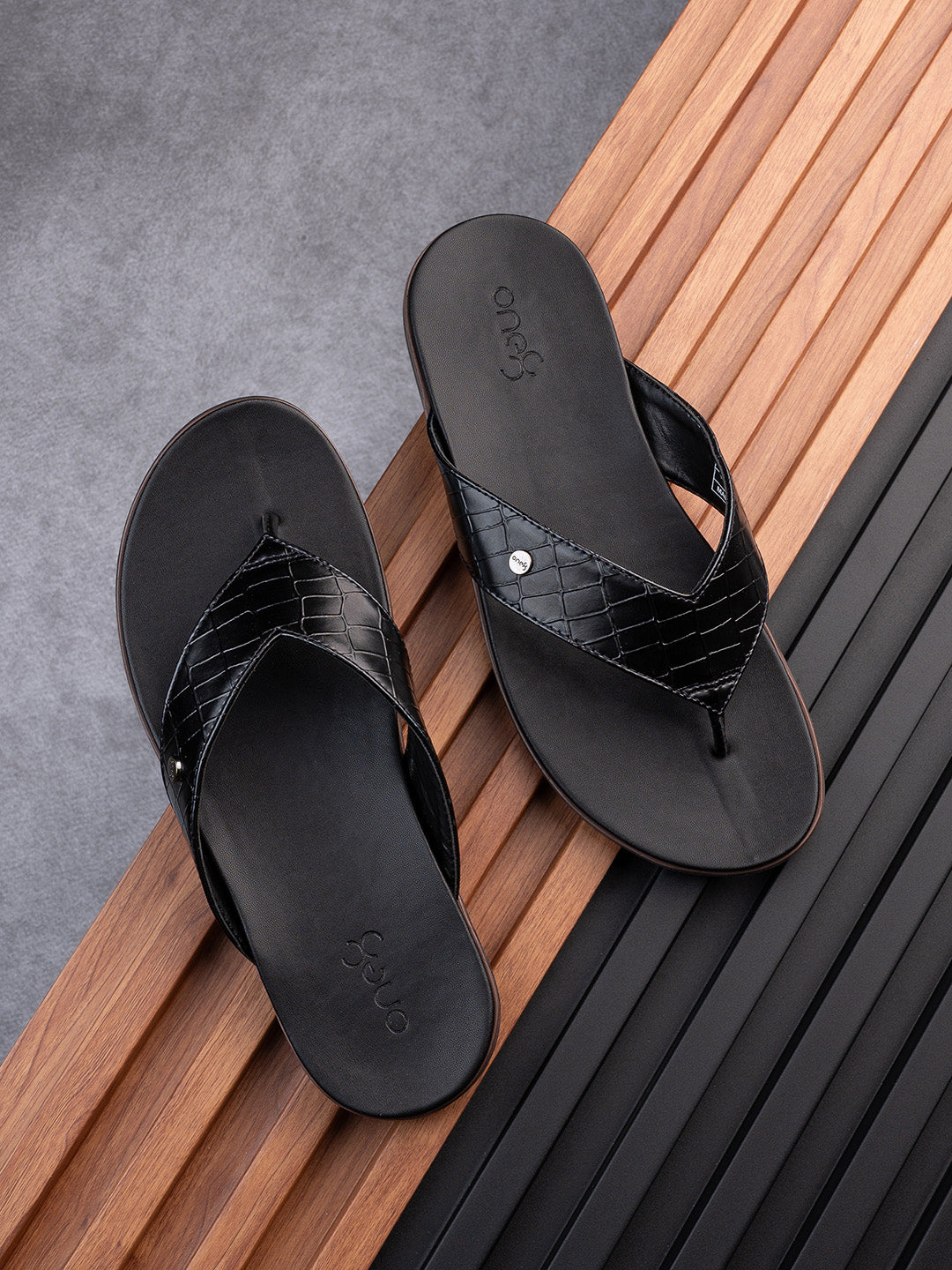 Men's Black Ethnic & Smart-Casuals Lightweight Slip-on Comfort Sandals