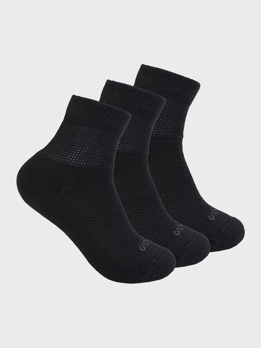 Men's health ankle socks with breathable mesh, gentle compression, and impact cushioning for foot comfort and support.