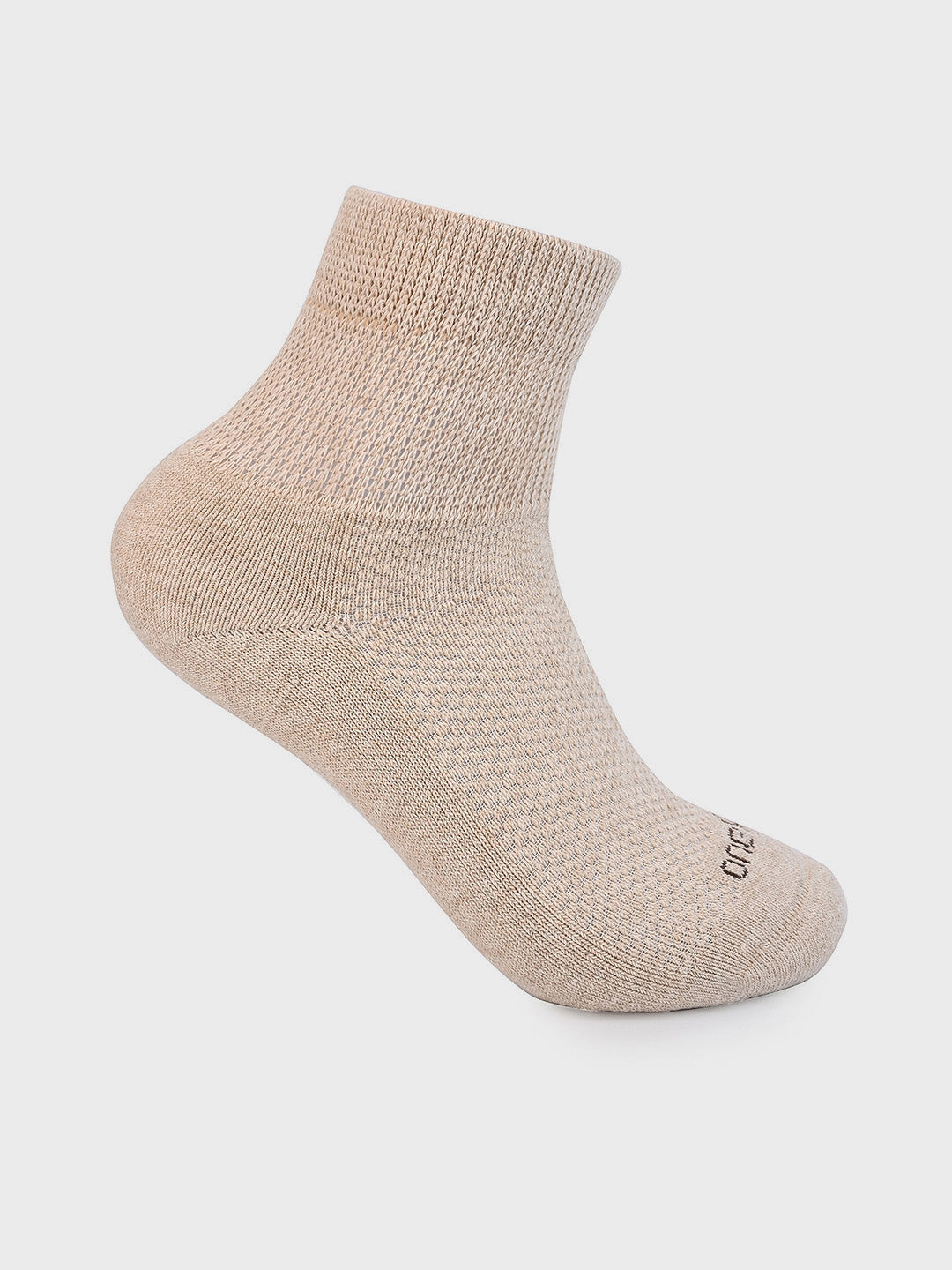 Men's health ankle socks with breathable mesh, gentle compression, and impact cushioning for foot comfort and support.