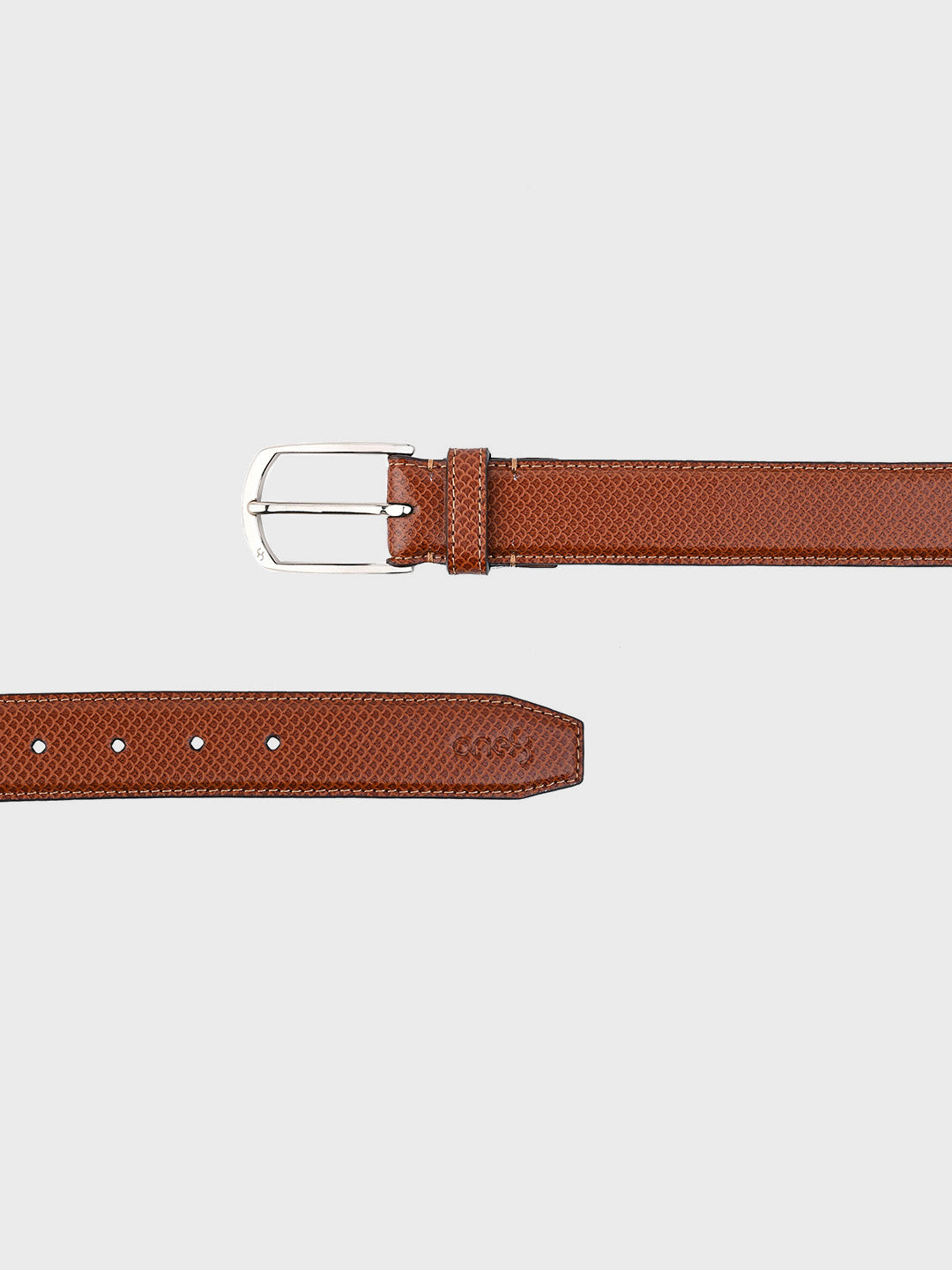 Sleek Silver Buckle Leather Belt in Tan