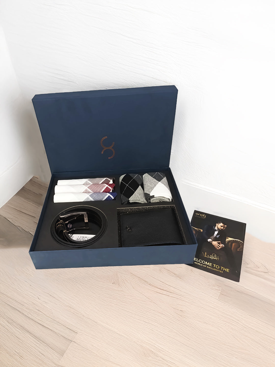 Premium Gift Set - Leather Belt, Leather Wallet, Cotton Crew Socks & Cotton Handkerchiefs